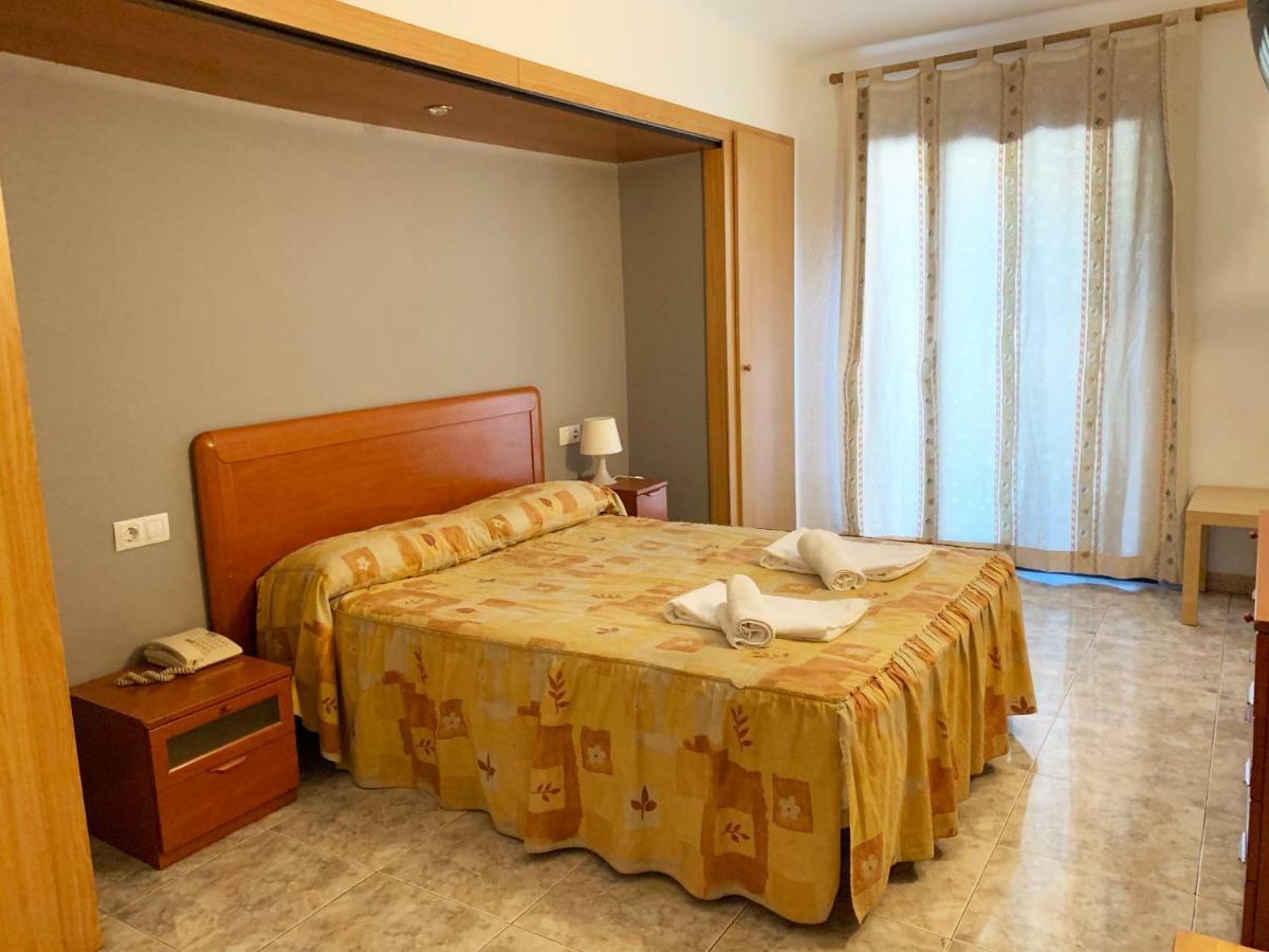 Hotel Barcelona Sant Julia de Loria Luaran gambar