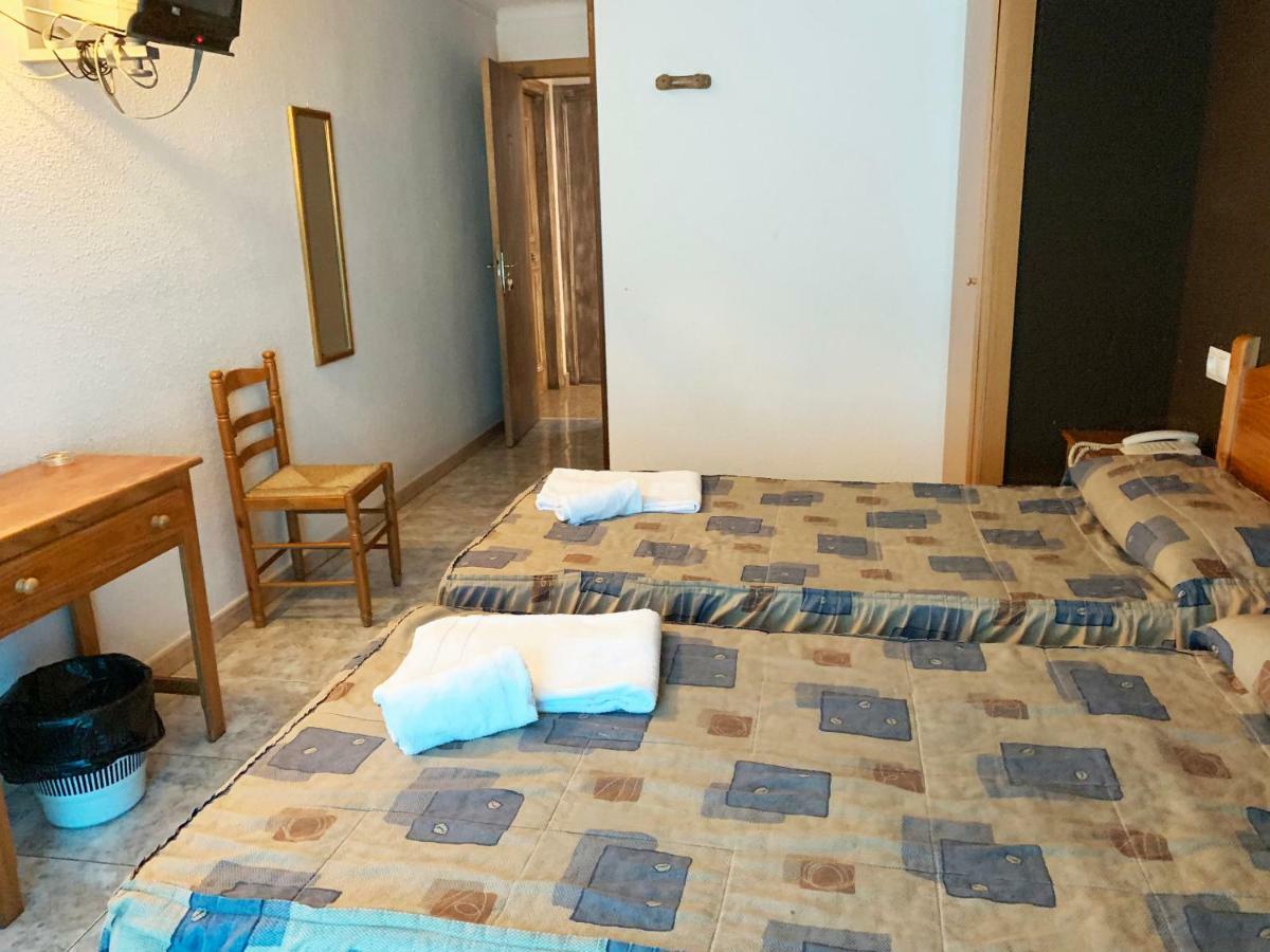 Hotel Barcelona Sant Julia de Loria Luaran gambar