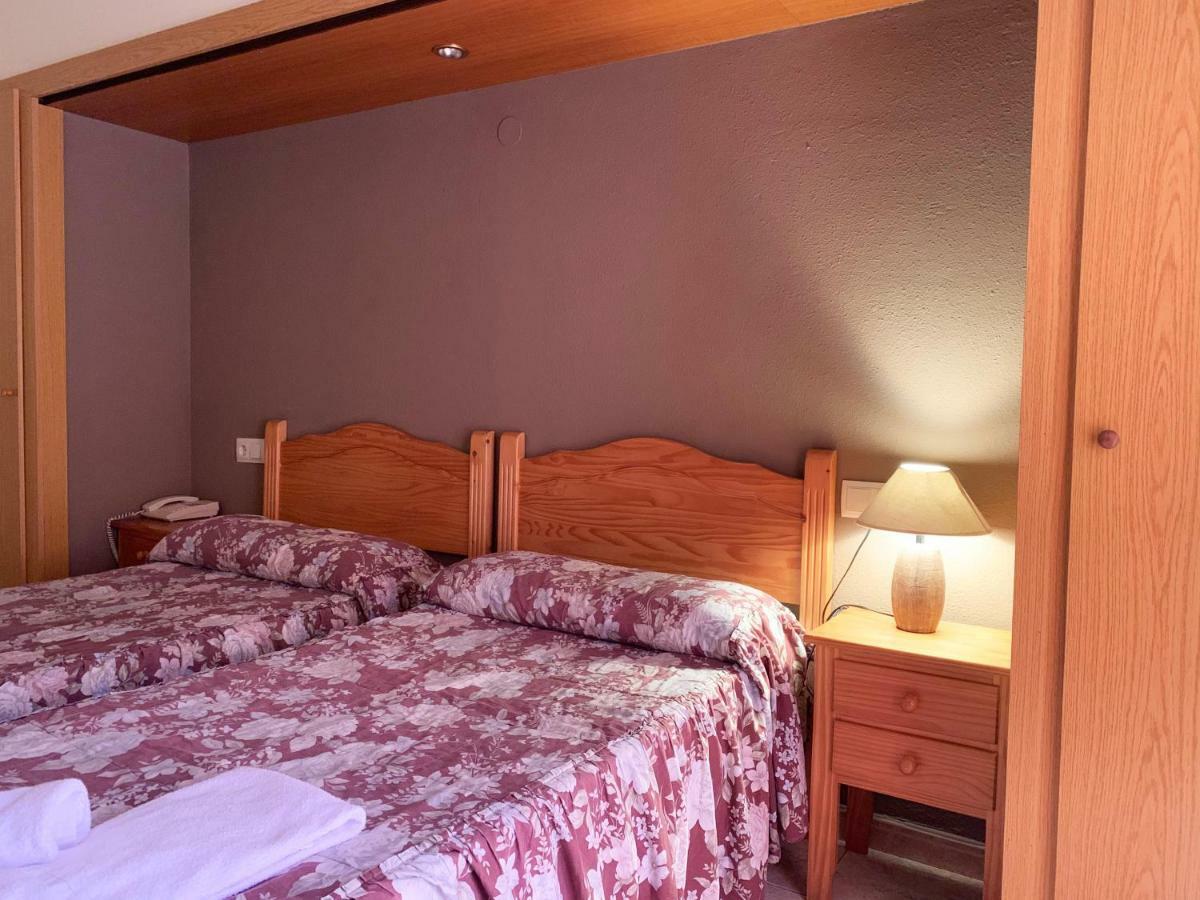 Hotel Barcelona Sant Julia de Loria Luaran gambar