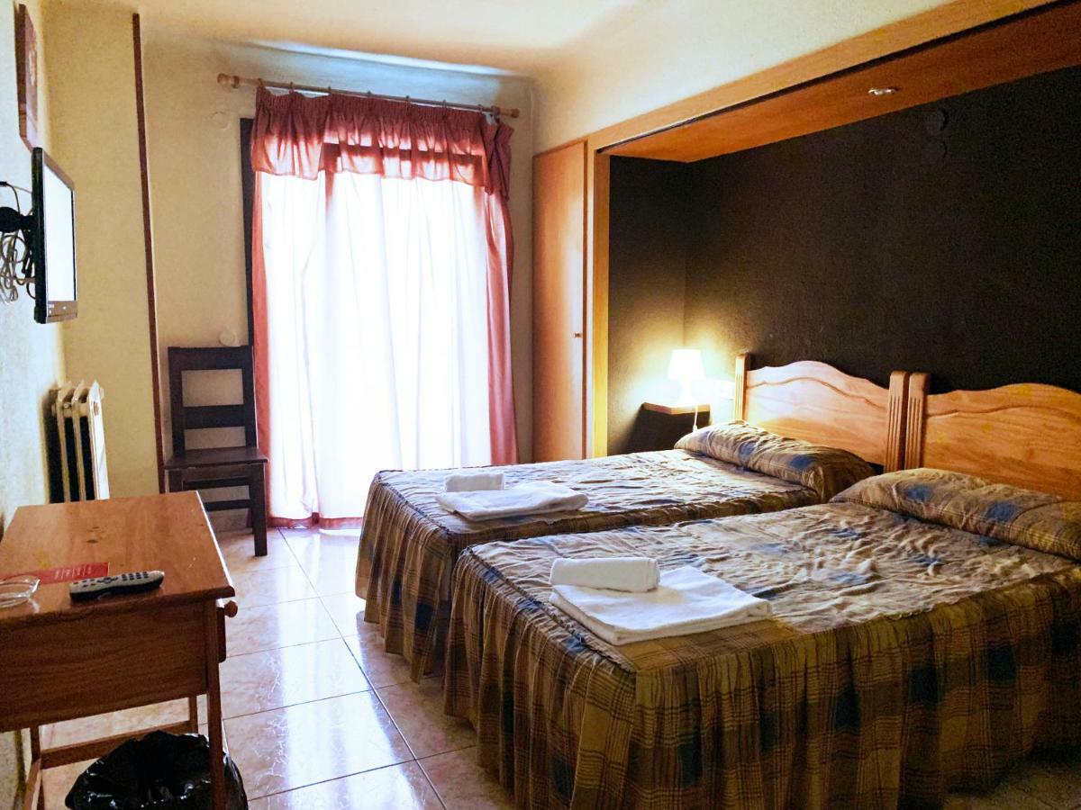 Hotel Barcelona Sant Julia de Loria Luaran gambar