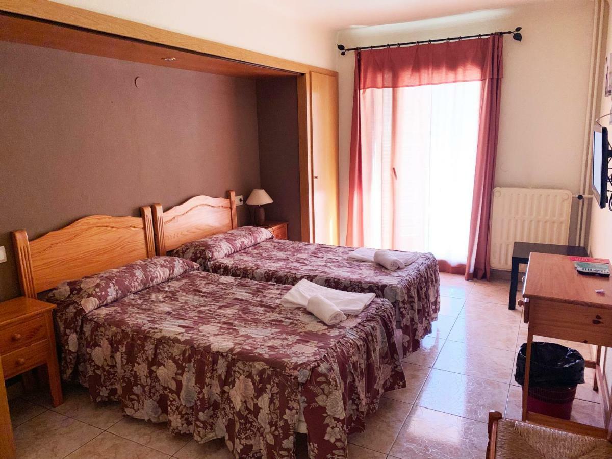 Hotel Barcelona Sant Julia de Loria Luaran gambar