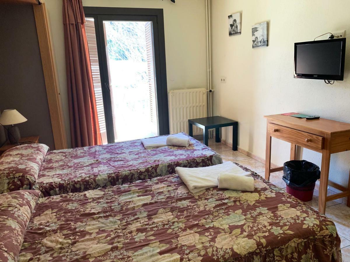 Hotel Barcelona Sant Julia de Loria Luaran gambar