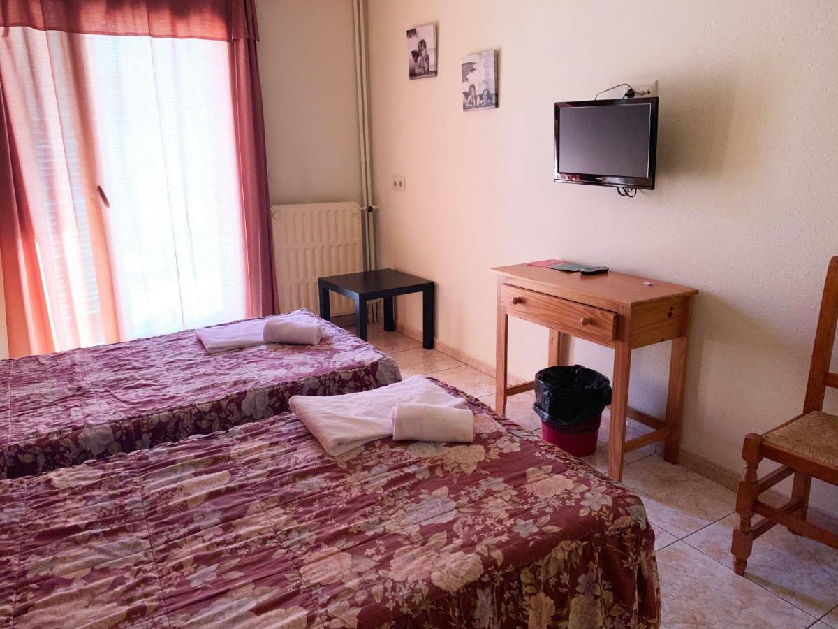 Hotel Barcelona Sant Julia de Loria Luaran gambar