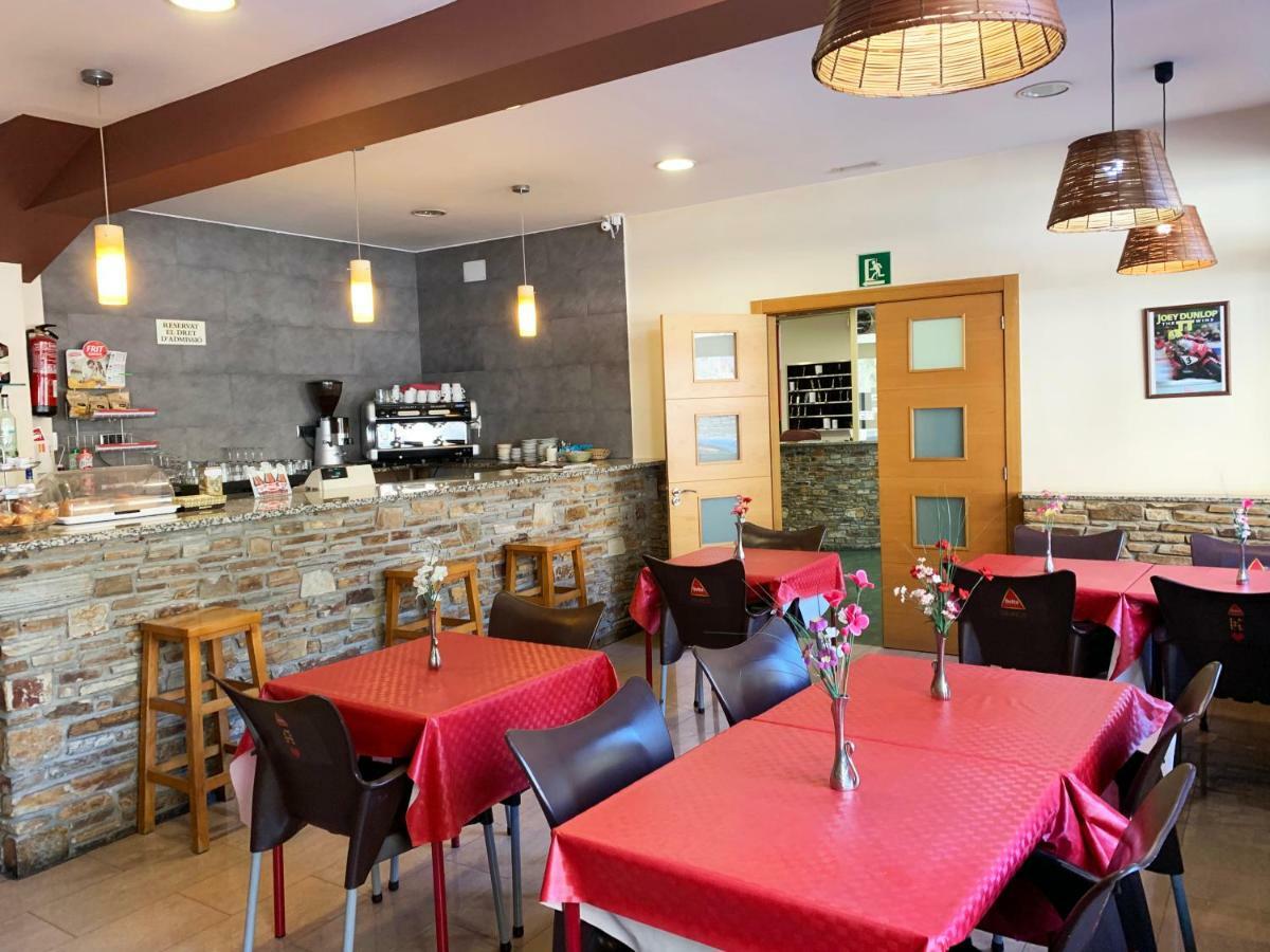 Hotel Barcelona Sant Julia de Loria Luaran gambar