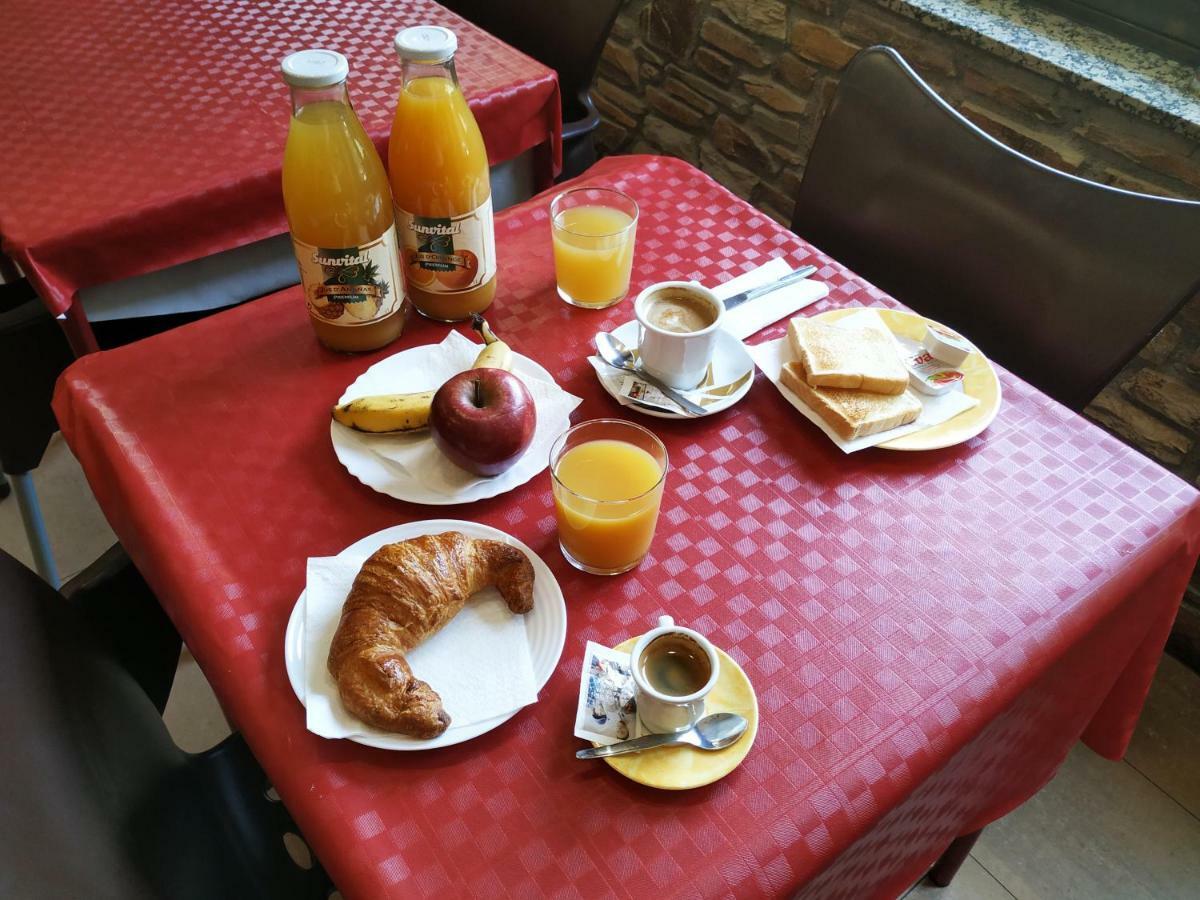 Hotel Barcelona Sant Julia de Loria Luaran gambar